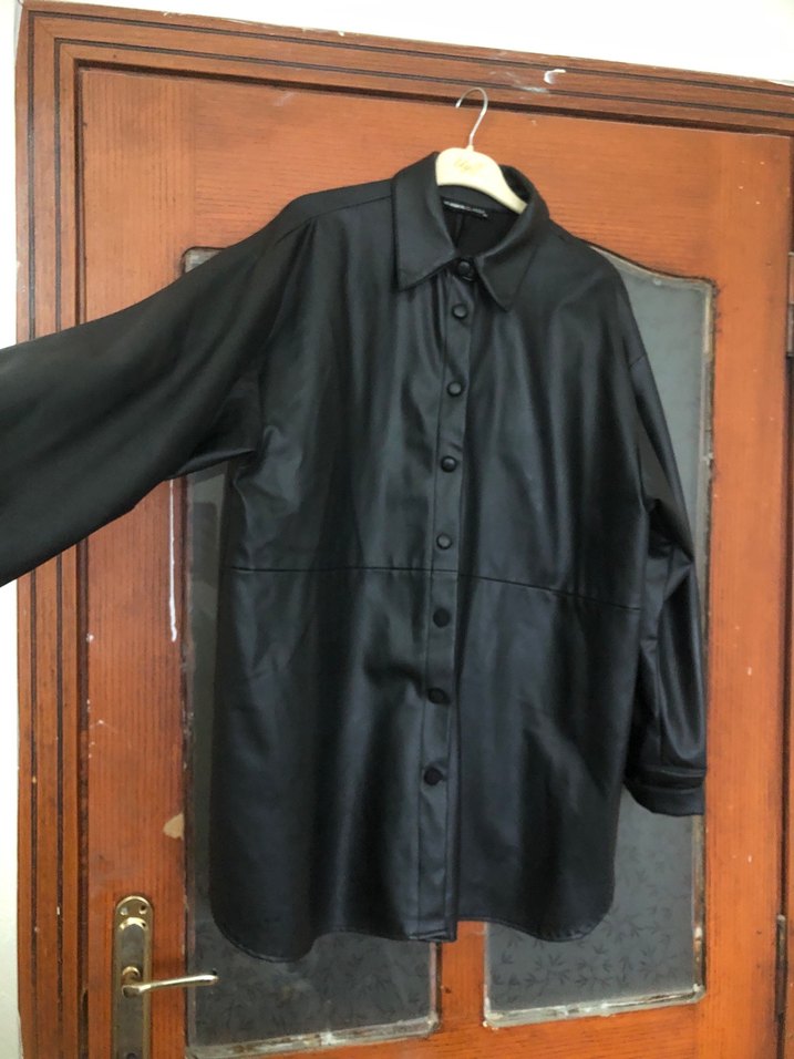 Düğmeli Siyah Deri Kadın Ceket - Görsel 3