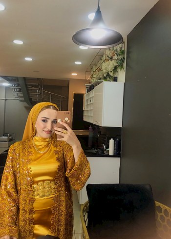 Uzun Kollu Altın Renkli Tesettür Bindallı - Görsel 2