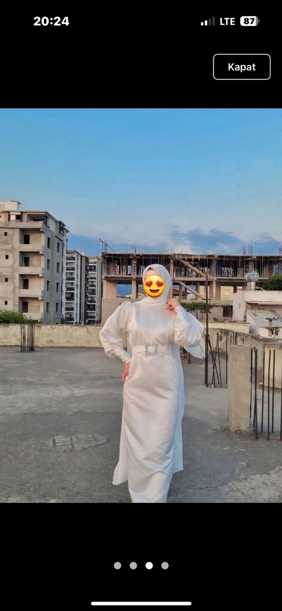 Uzun Beyaz İnce Şeffaf Kadın Elbise - Görsel 3