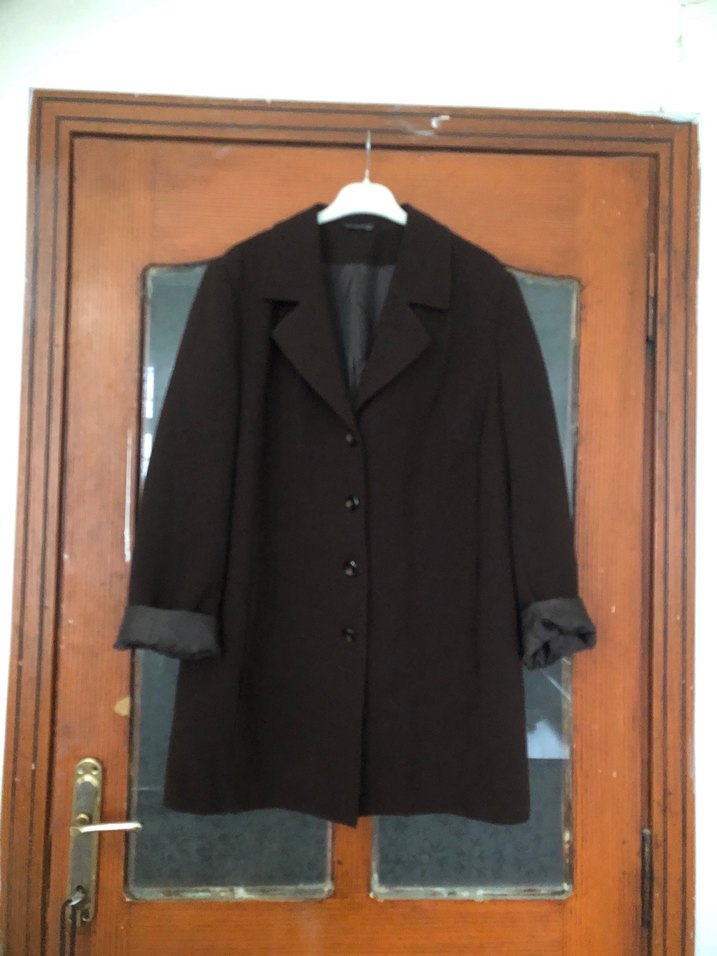 Klasik Kahverengi Düğmeli  Ceket - Görsel 3