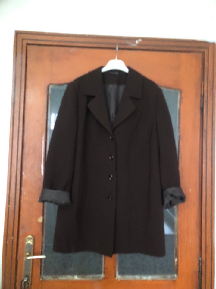 Klasik Kahverengi Düğmeli  Ceket - Görsel 4