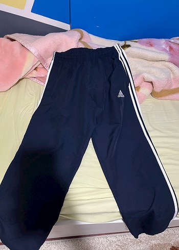 Adidas m
