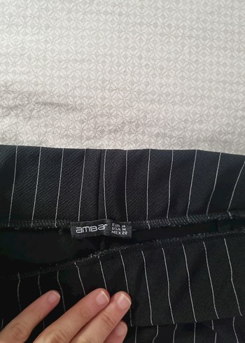 m Beden Çizgili Pilili Siyah Mini Şort Etek