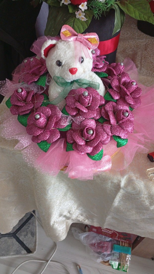 Pembe Işıklı Peluş Ayıcık ve Çiçekler - Görsel 2