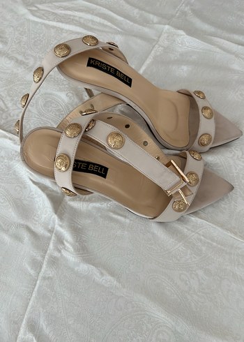 37 Beden Beyaz Tokalı Stiletto Kadın Abiye Ayakkabı