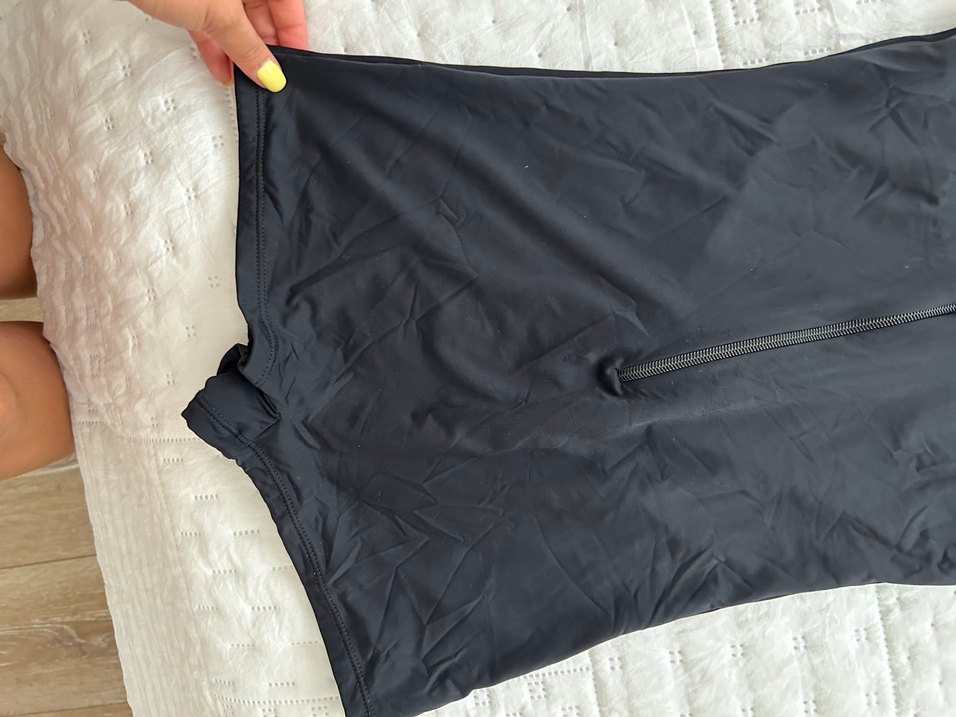 Siyah Kısa Kollu Fermuarlı Jumpsuit - Görsel 4