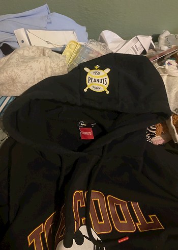 Siyah Kapüşonlu Baskılı Kadın Sweatshirt