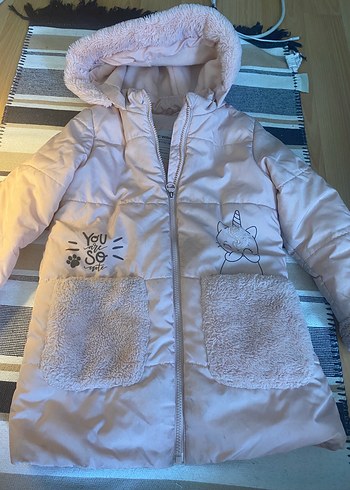 Kız Çocuk Beyaz Peluş Detaylı Mont