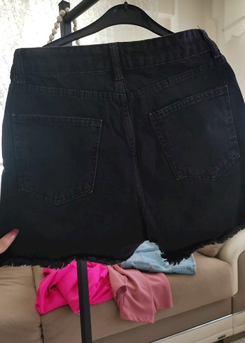Addax Siyah Kemerli Kadın Mini Denim Şort