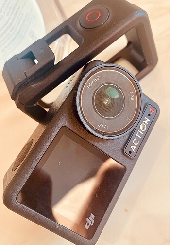 DJI OSMO ACTİON 4 Adventure Combo Aksiyon Kamerası