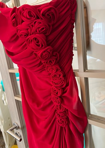 Kırmızı Drapeli Straplez Uzun Abiye Elbise - Görsel 2