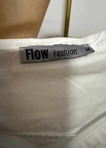 Asimetrik Yaka Gömlek - Görsel 3