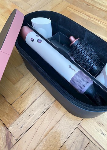 Dyson Airwrap Ceramic Pink