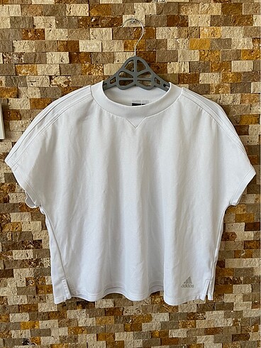 adidas tshirt