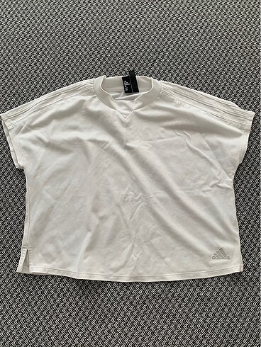 adidas tshirt