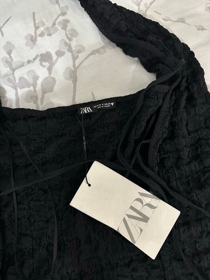 zara siyah ipli bluz - Görsel 2