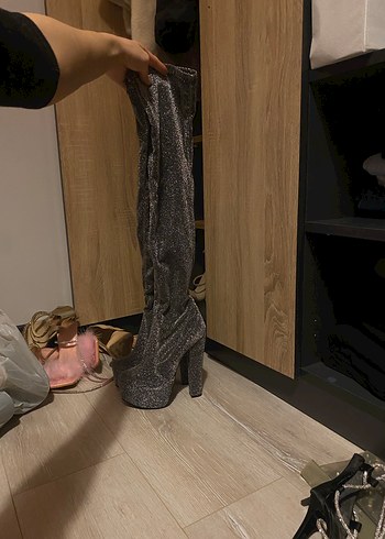 Gri Simli Dizüstü Çizme - Görsel 2