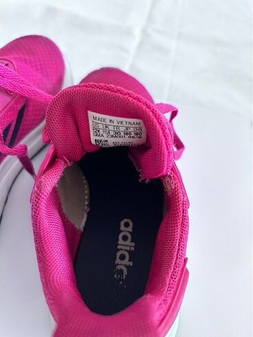 30 Beden pembe Renk Adidas orijinal çocuk
