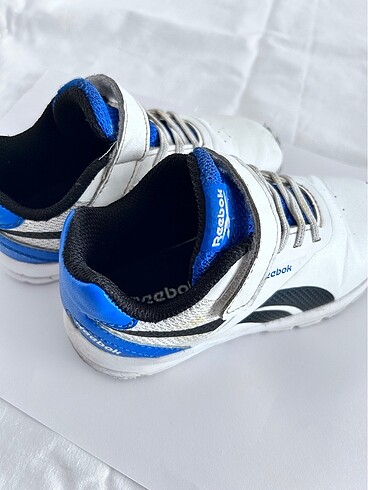 24 Beden Reebok