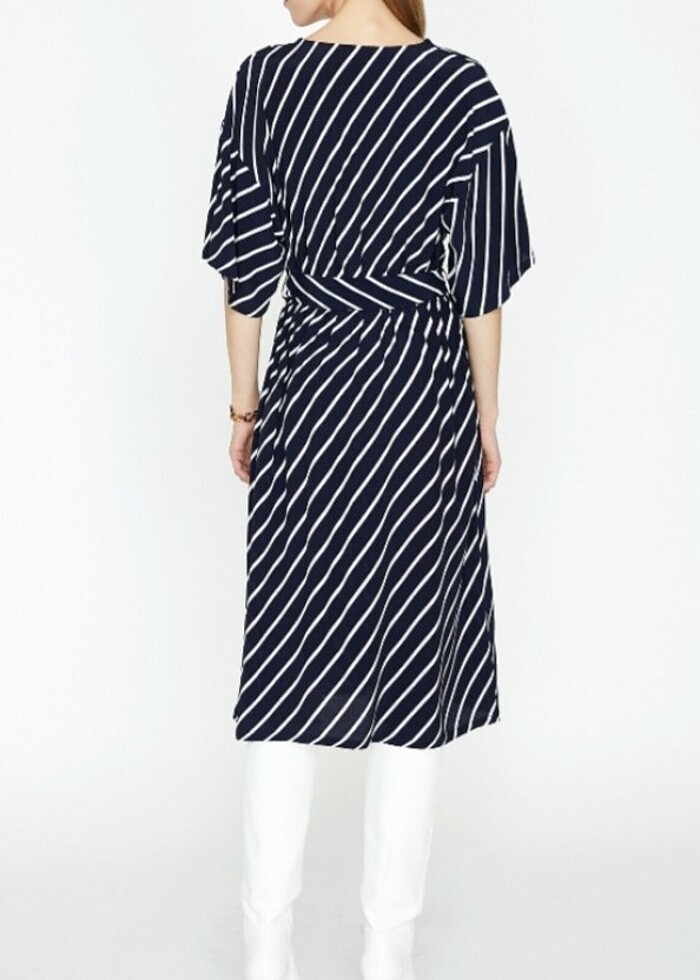 Çizgili Elbise  - Görsel 4