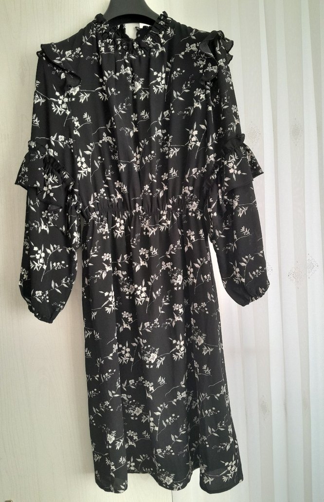 Volan Detaylı, Uzun Kollu Midi Boy Elbise - Görsel 4