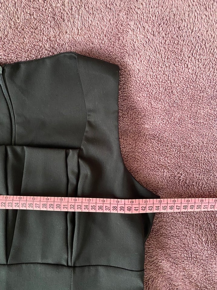 Kolsuz Pilili Siyah Midi Elbise - Görsel 5