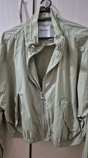 Bershka s