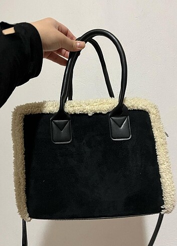  Beden Leatheroo omuzdan askılı kadın çantası 