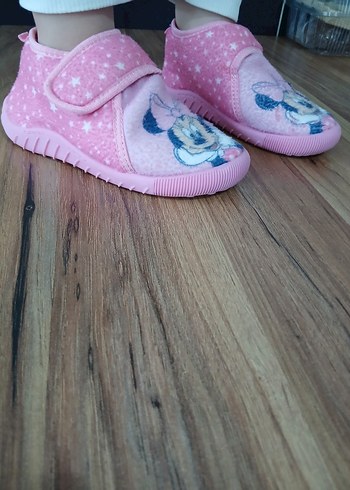 Kız Çocuk Pembe Minnie Nakışlı Sıcak Terlik - Görsel 4