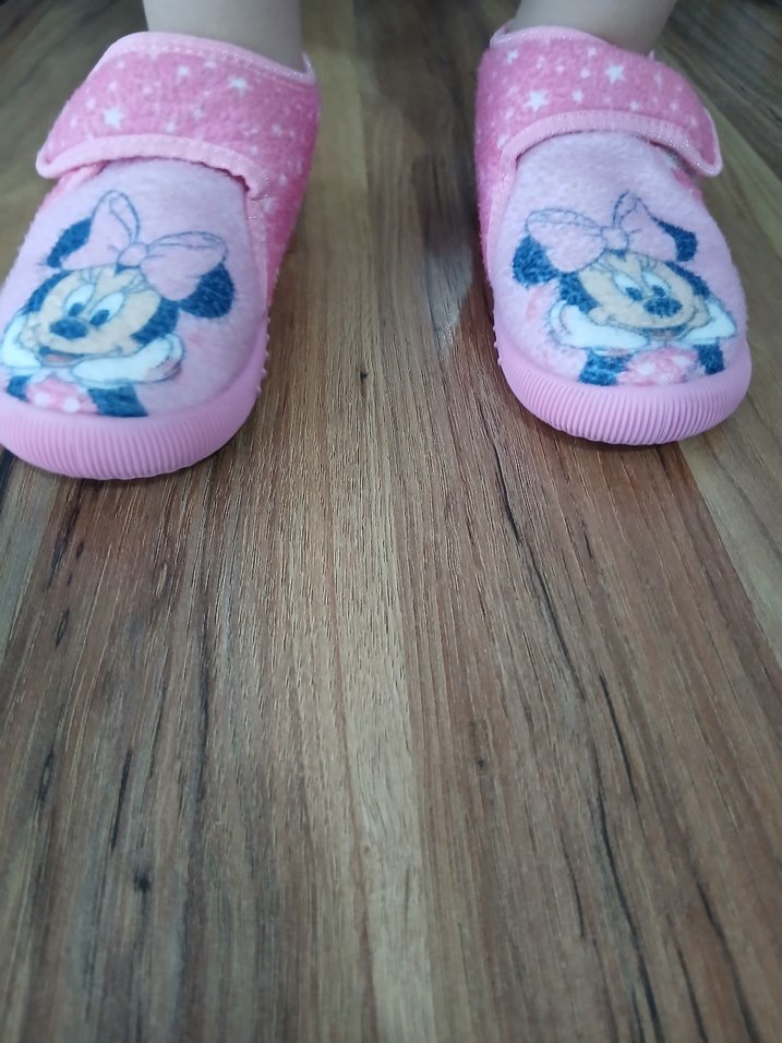 Kız Çocuk Pembe Minnie Nakışlı Sıcak Terlik - Görsel 3