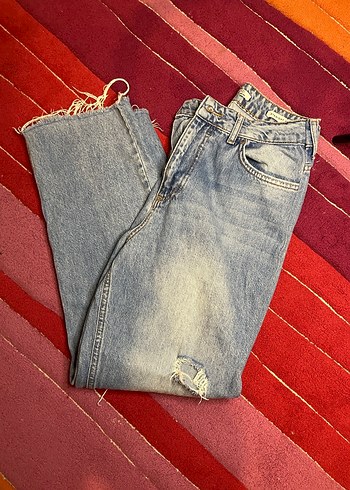 Mavi Yırtık Detaylı Salaş Denim Jean - Görsel 7