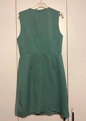 Yeşil Pilili V Yaka Kolsuz Elbise - Görsel 5