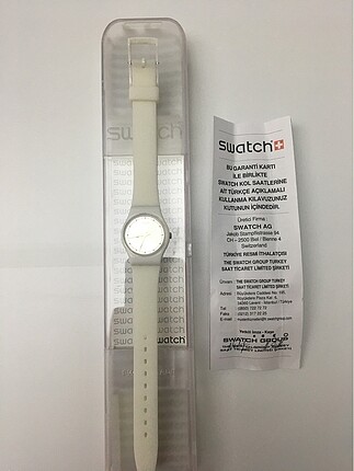Swatch beyaz silikon kayışlı saat