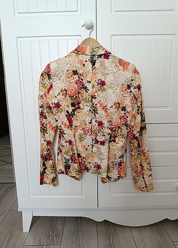 Zara Basic Çiçek Desenli Ceket
