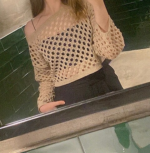 Delikli ajurlu crop triko