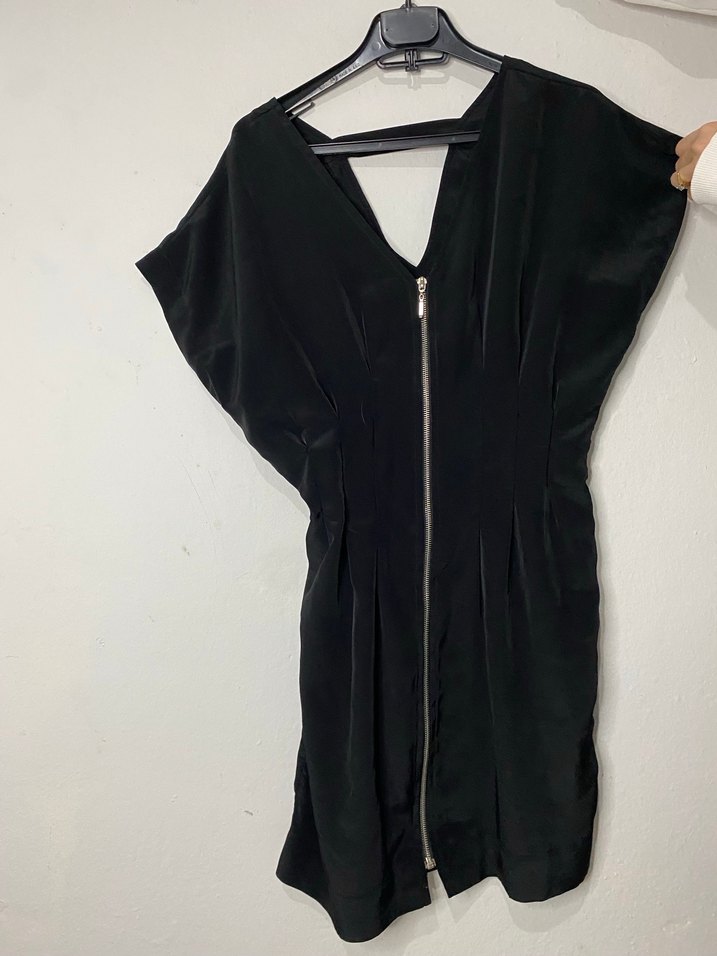 Siyah V Yakalı Drapeli Midi Elbise - Görsel 2