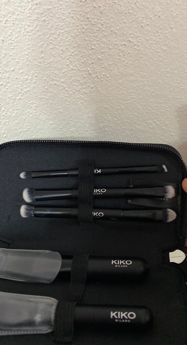 KIKO Milano Siyah Makyaj Fırçası Seti - Görsel 2