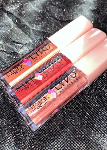 Parlak Çok Renkli Sıvı Ruj Seti - Görsel 2