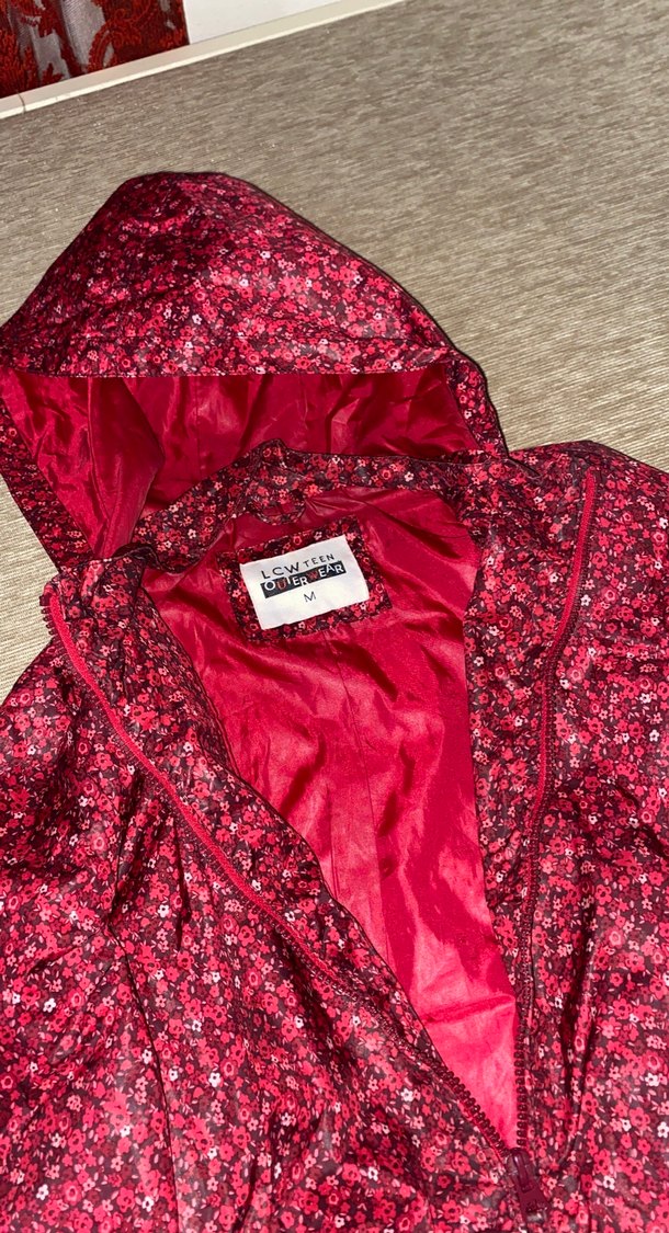 Bordo Kapüşonlu Yağmurluk - Görsel 3