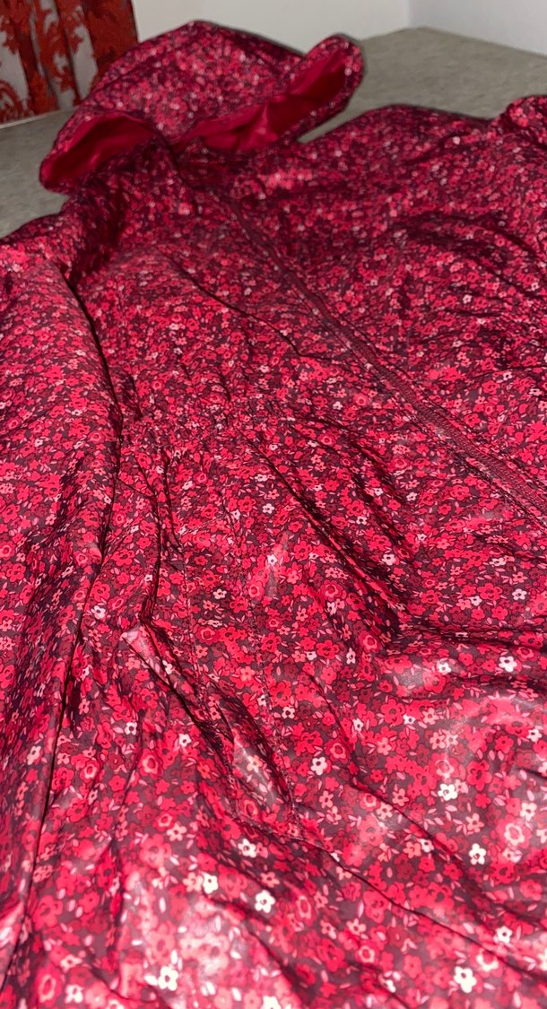 Bordo Kapüşonlu Yağmurluk - Görsel 2