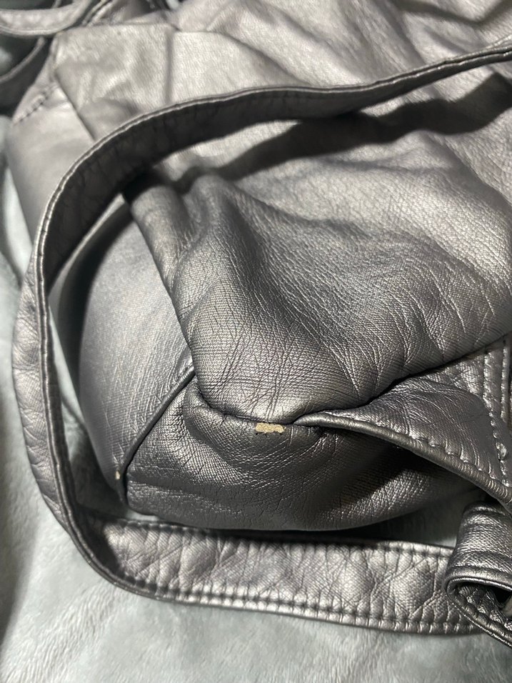 Gri Fermuarlı Kadın Sırt Çantası - Görsel 3