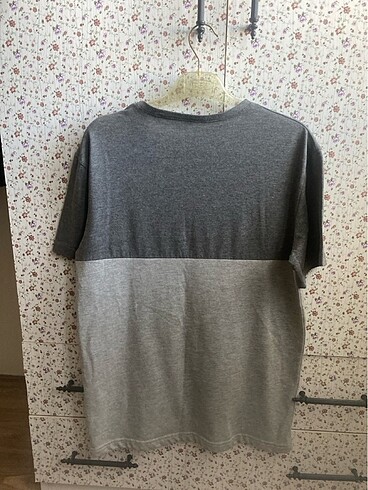 m Beden The roof tshirt