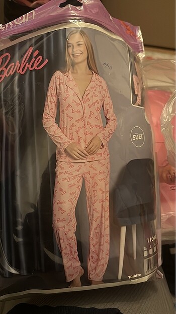 Barby takım pembe