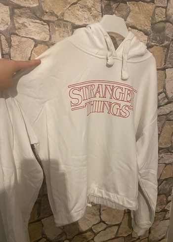 Addax Beyaz Stranger Things Kapüşonlu Sweatshirt addax