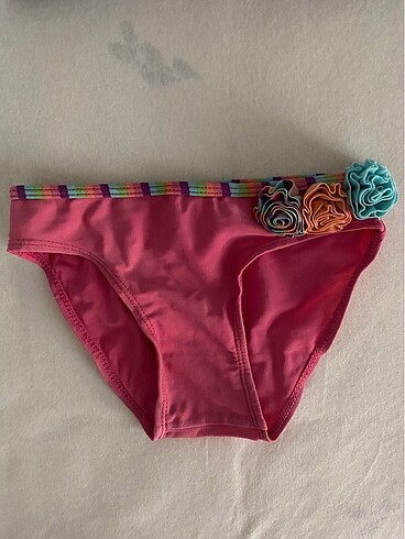 4 Yaş Beden Lc Waikiki kız çok bikini
