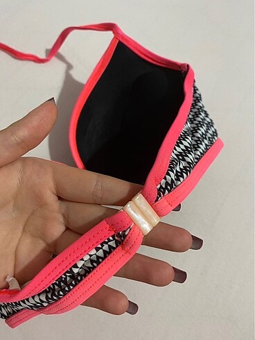 m Beden siyah Renk M/L beden bikini üstü