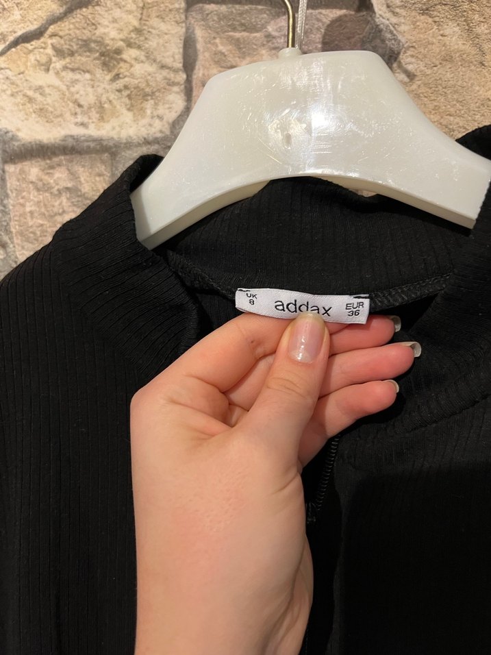 Siyah Fermuarlı Kısa Kesim Kadın Ceket - Görsel 5