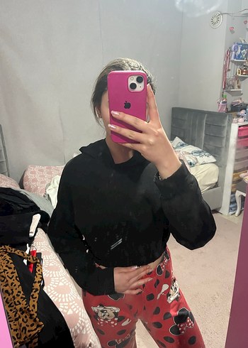 Siyah Mini Crop Sweatshirt - Görsel 4