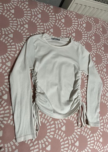 Beyaz Uzun Kollu Crop Top - Görsel 3