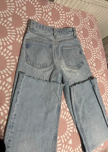 Nakışlı Düğmeli Mavi Midi Kot Pantolon - Görsel 3